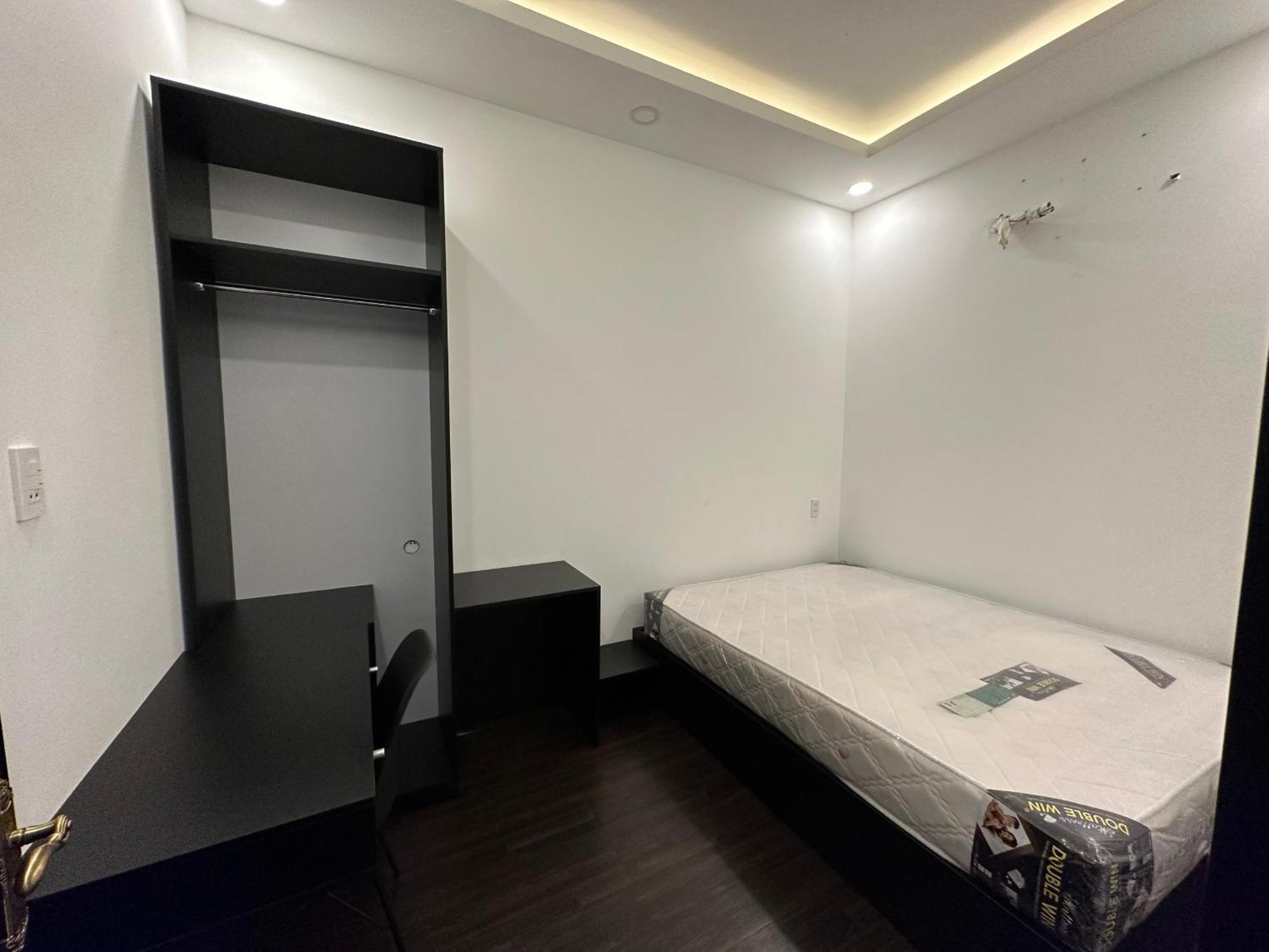 Victoria Hotel 2*